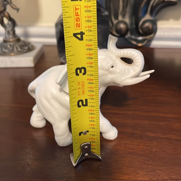 Lefton Japan elephant - Picture 11 of 11